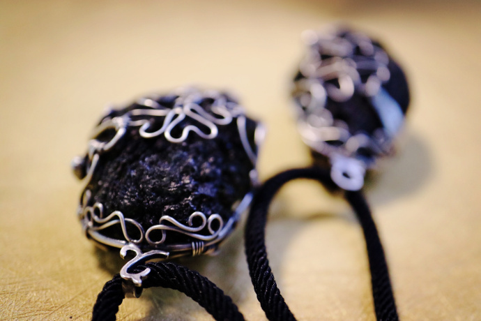 捷克陨石-母女款