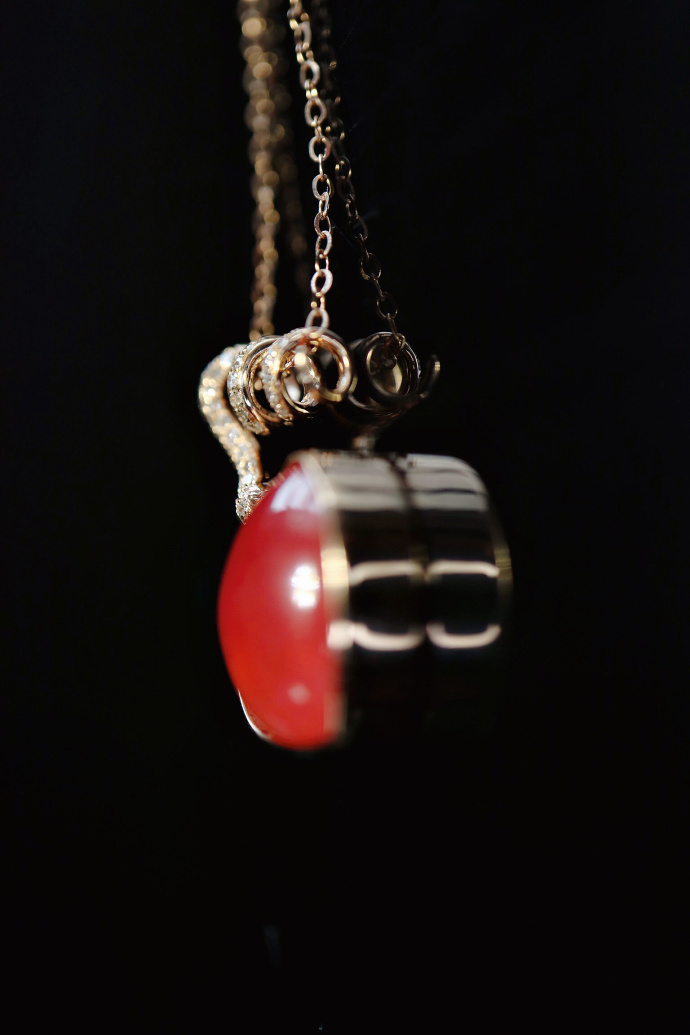 红纹石 | 玫瑰金、钻石镶嵌