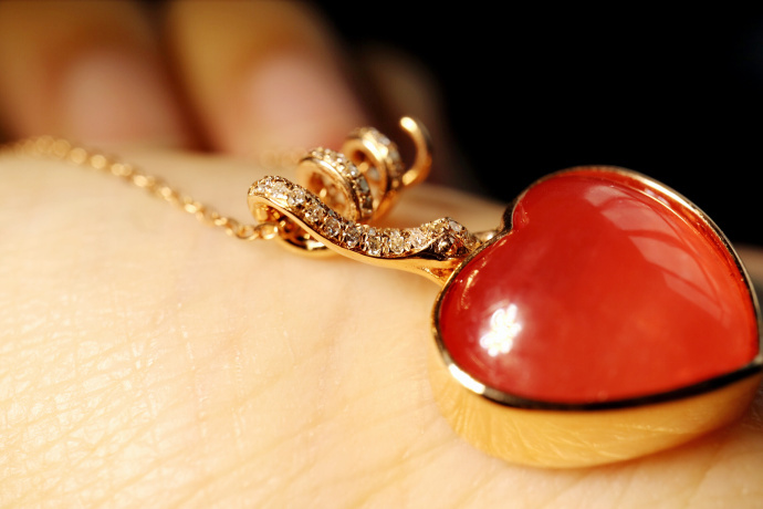 红纹石 | 玫瑰金、钻石镶嵌