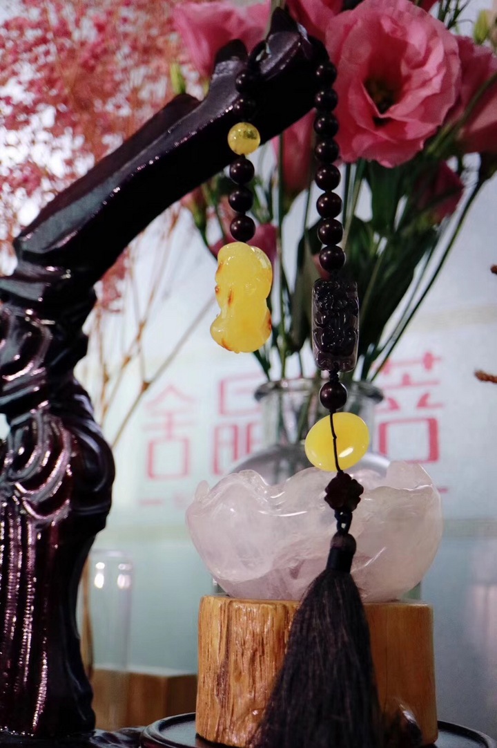 蜜蜡 | 小叶紫檀 | 百搭挂件