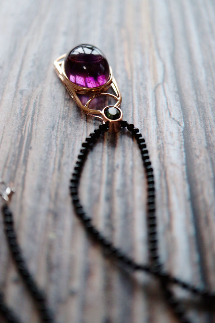 紫发晶 | 金字塔