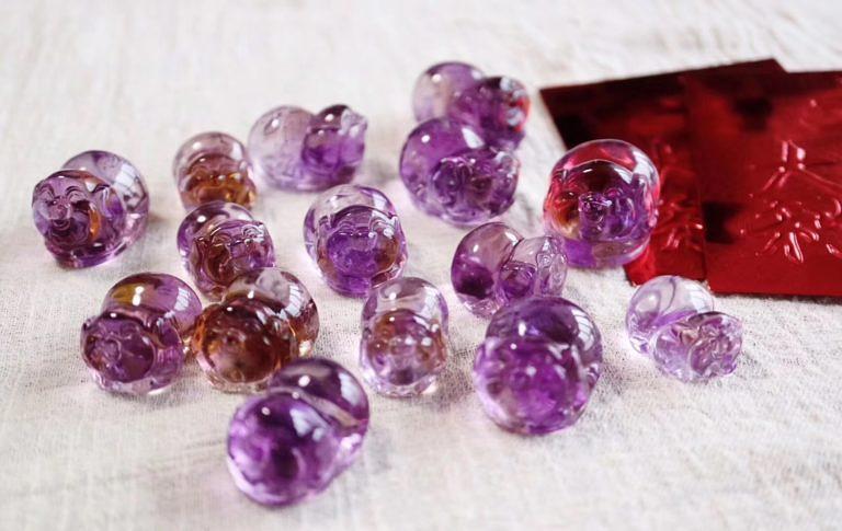 紫黄晶 紫黄晶是一种什么样的水晶,和紫水晶有什么区别?-菩心晶舍