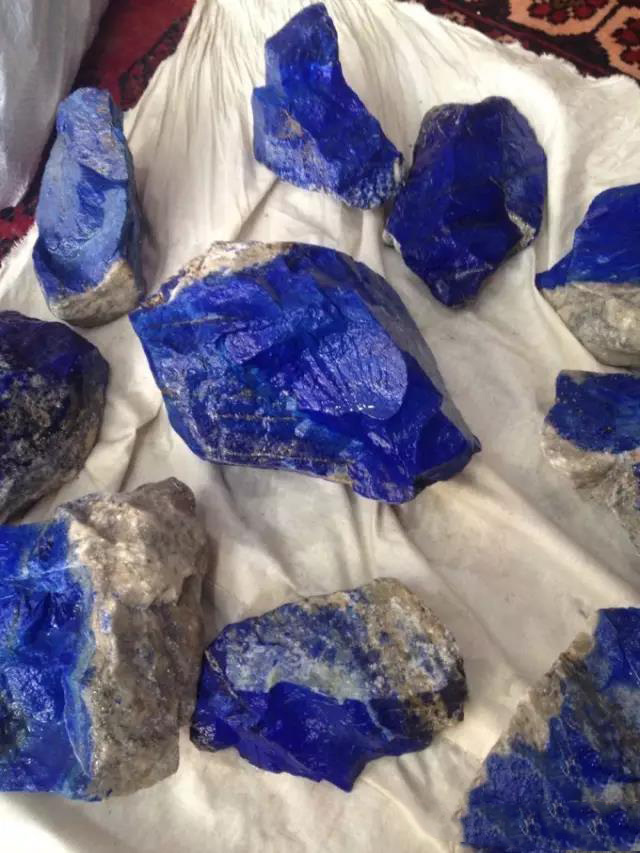 青金石老矿原石