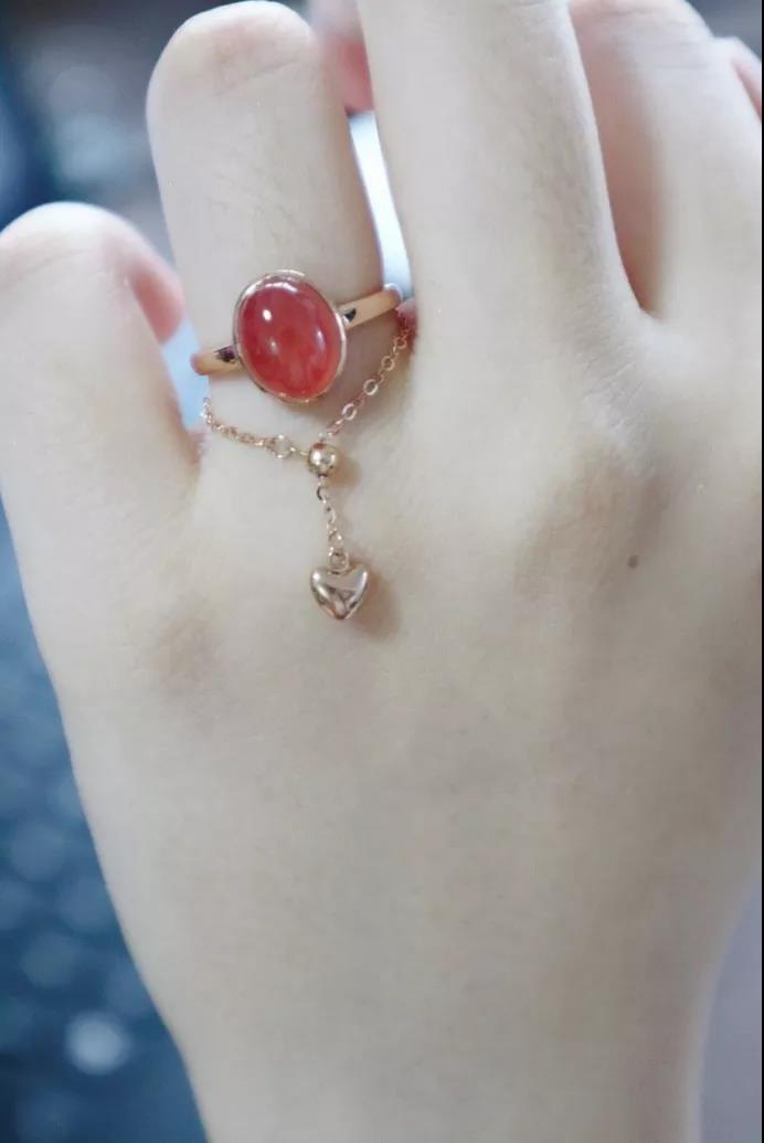 天然红纹石18K戒指 这5种情况不适合佩戴红纹石?你信吗?-菩心晶舍