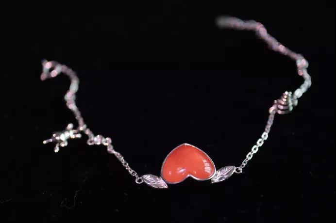 红纹石生肖款手链