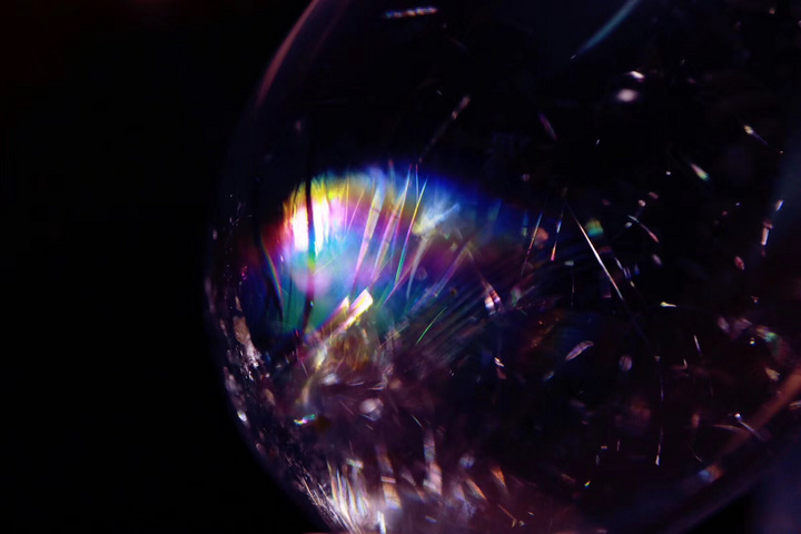 【菩心|水晶球】集绚烂彩虹、发晶、黄胶花于一体，灵气十足-菩心晶舍