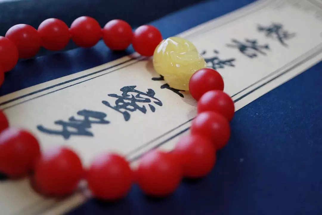 菩心晶舍-南红手串 新年为什么要送水晶玉石?原来有这些美好寓意!-菩心晶舍