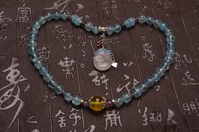 c94af90a1c81b45a56c685e41b0aaf72