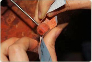 小叶紫檀的老料是怎么来的？-菩心晶舍