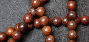 小叶紫檀的老料是怎么来的?-菩心晶舍