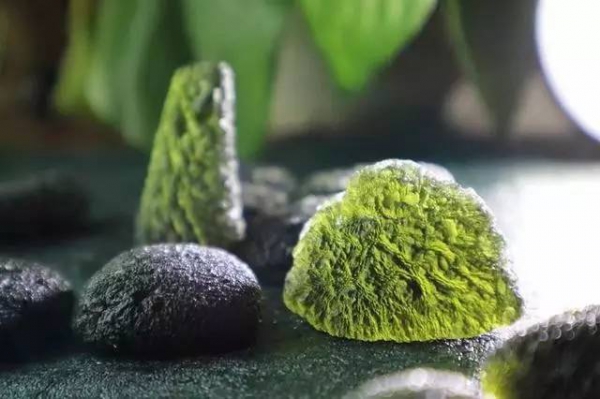 带上捷克陨石会让你做梦梦见外星人吗?-菩心晶舍
