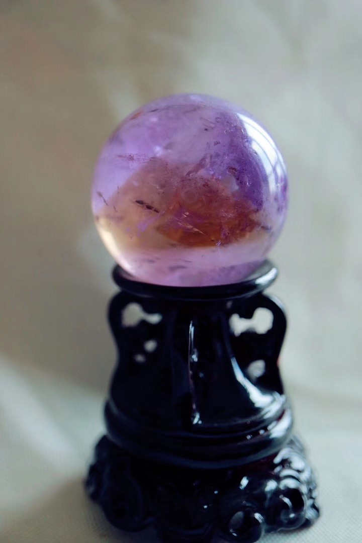 【紫黄晶】 两面派的唯美，智慧与财富之石——紫黄晶-菩心晶舍