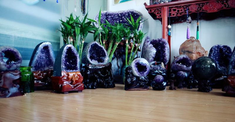 菩心晶舍紫晶洞 20万元水晶洞长什么样?怎么样的紫晶洞是好的?-菩心晶舍