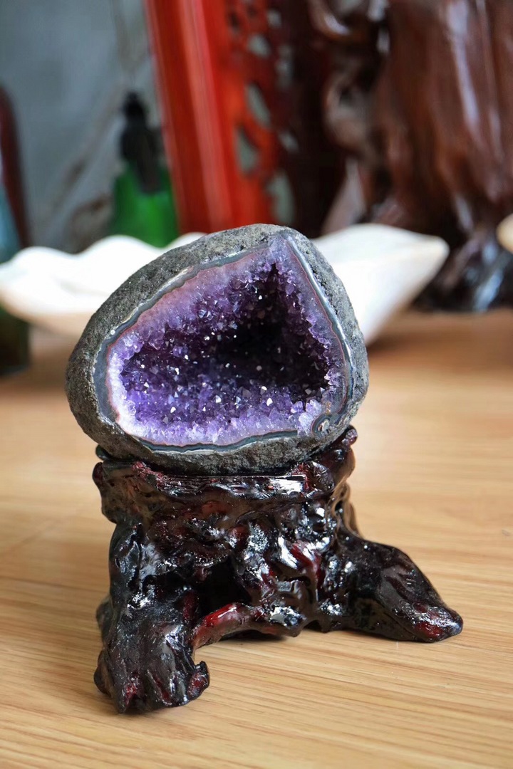 【紫晶洞】超级可爱的小寿桃紫晶洞-菩心晶舍