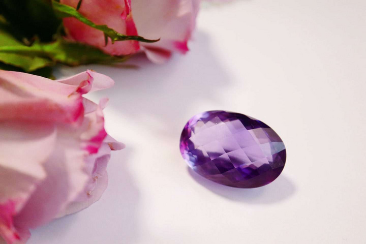 【紫水晶胸针】年底,小棉袄们都来给妈咪定制礼物了-菩心晶舍