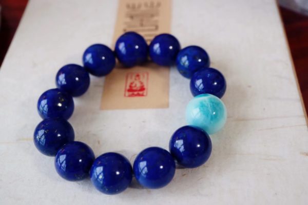 天然青金石与海纹石搭配是什么效果呢 菩心晶舍