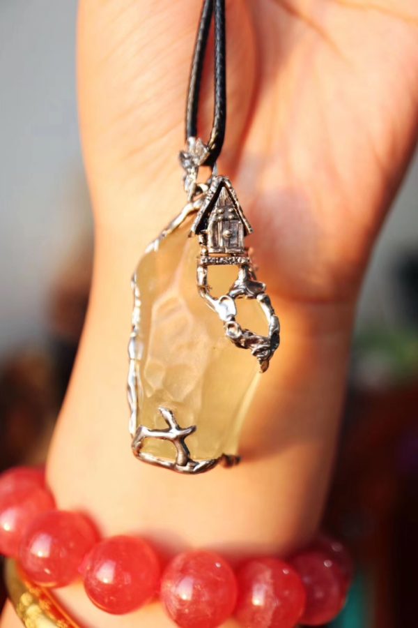 什么是利比亚黄金陨石 利比亚黄金陨石的三大寓意 菩心晶舍