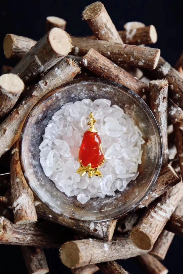 怎样的火欧泊具有收藏价值?-菩心晶舍