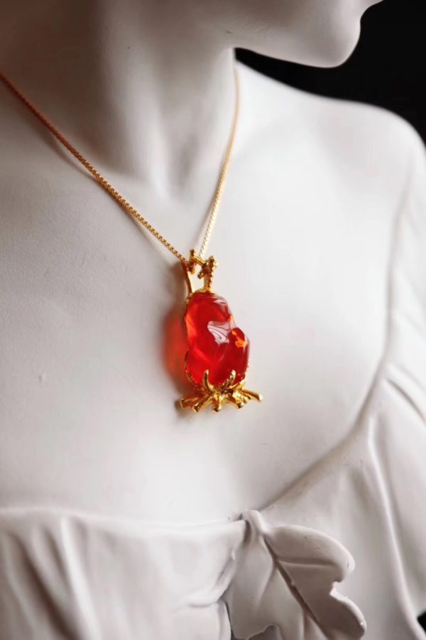 怎样的火欧泊具有收藏价值?-菩心晶舍