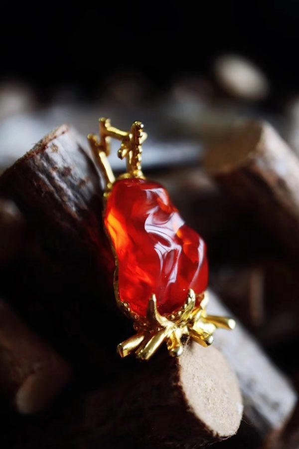 怎样的火欧泊具有收藏价值?-菩心晶舍