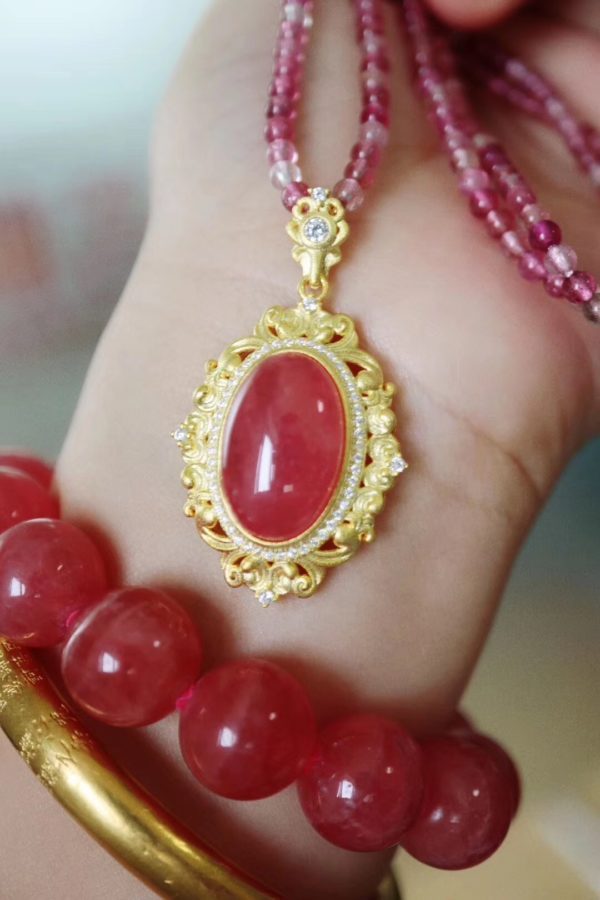 为什么说红纹石是宝石里面最受女人欢迎的品种之一-菩心晶舍