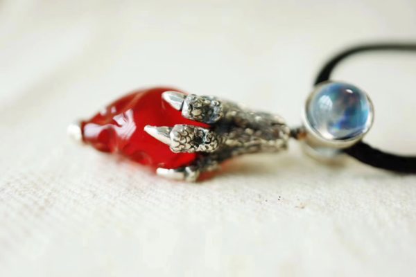 菩心新设计的火欧泊吊坠,一颗龙心,爪之!-菩心晶舍