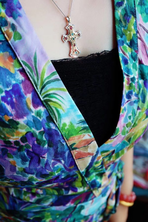 菩心晶舍重金打造碧玺十字架吊坠,时尚小姐姐的标配-菩心晶舍