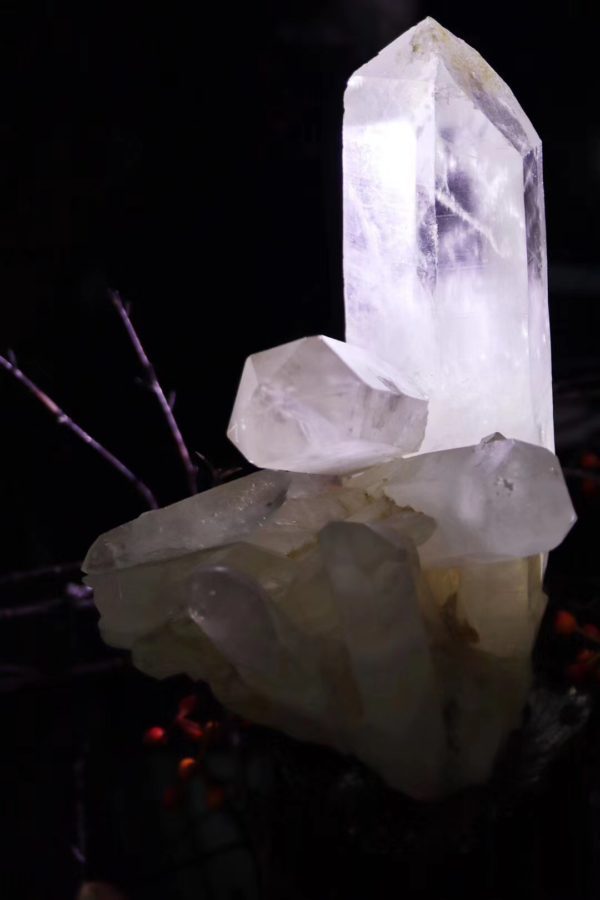 白水晶簇是什么?白水晶簇可以招财吗?-菩心晶舍