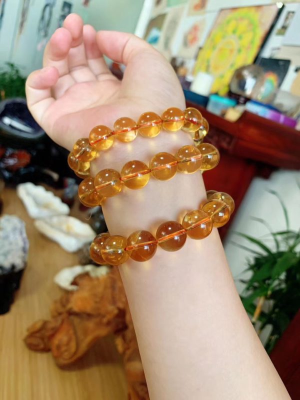 顶级的巴西黄水晶价格高吗 黄水晶有收藏价值吗 菩心晶舍