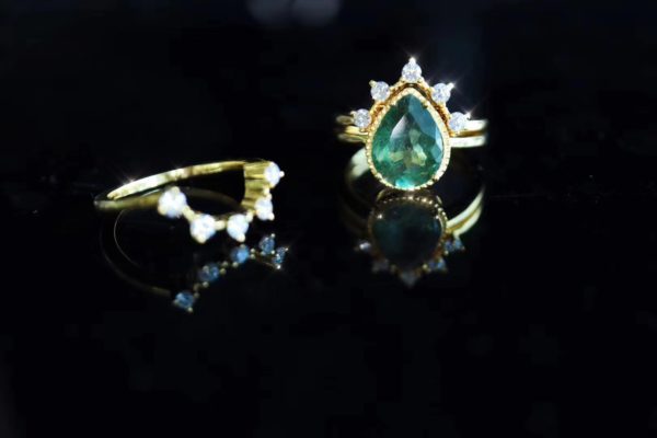 绿碧玺招财?绿碧玺是颜色深价值高还是浅色?-菩心晶舍