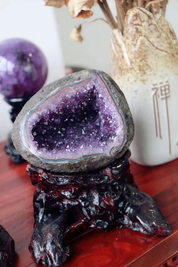 天然紫晶洞放哪里好 有什么功效 菩心晶舍