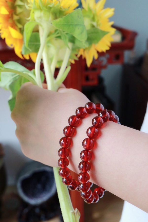 常佩戴石榴石有什么好处?-菩心晶舍