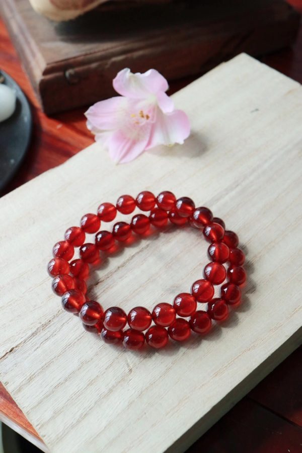 常佩戴石榴石有什么好处?-菩心晶舍