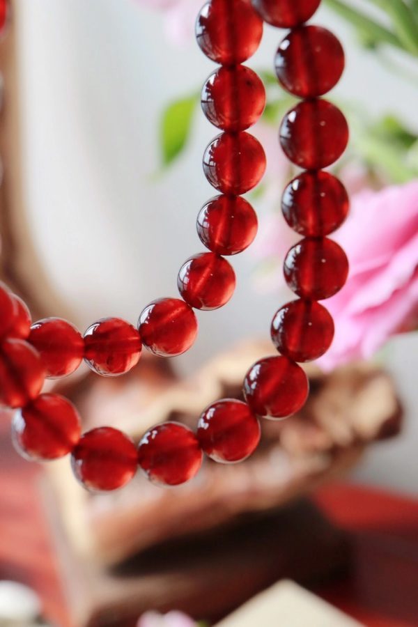 常佩戴石榴石有什么好处?-菩心晶舍