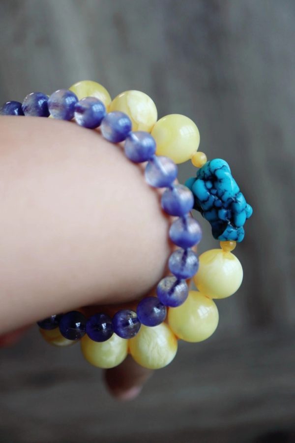 女人戴蜜蜡对身体有哪些好处?-菩心晶舍