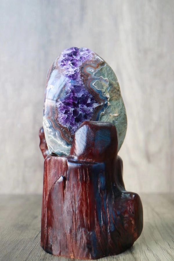 紫晶簇紫晶洞风水功效与作用有哪些 菩心晶舍