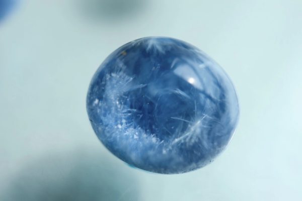 它是被上天的眷顾的晶石——蓝发晶-菩心晶舍