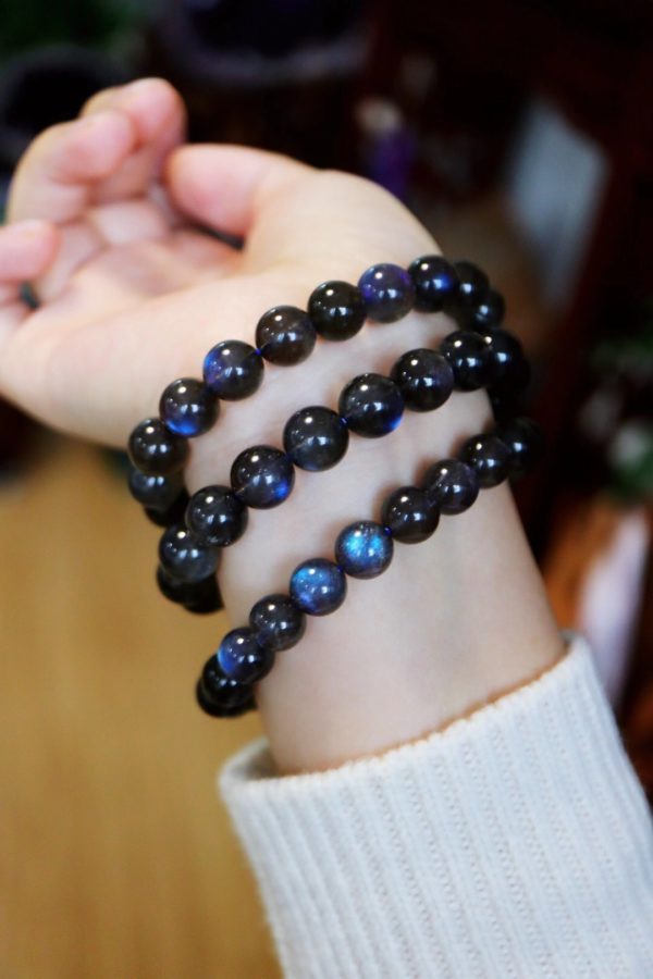 菩心晶舍出的加拿大顶级灰月光石手链太美了!-菩心晶舍