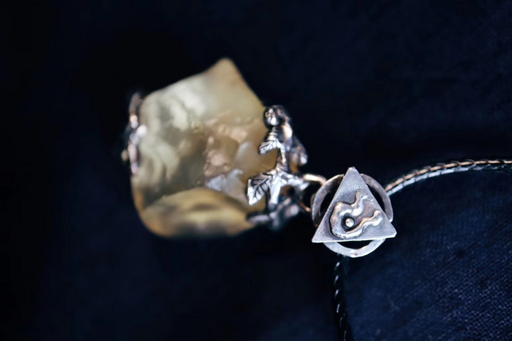 利比亚黄金陨石