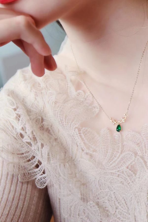 一条有女主角光环的祖母绿锁骨链-菩心晶舍