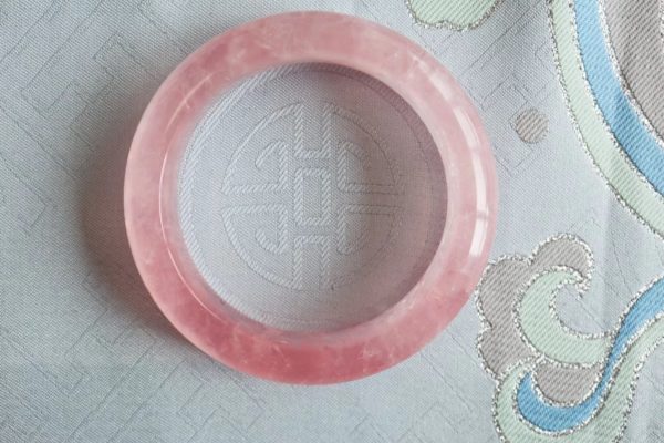 马粉镯子,如此通透冰透水润的等级,实数不易-菩心晶舍