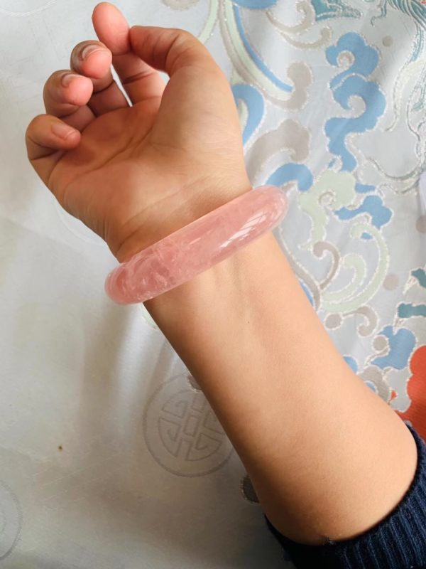 马粉镯子,如此通透冰透水润的等级,实数不易-菩心晶舍