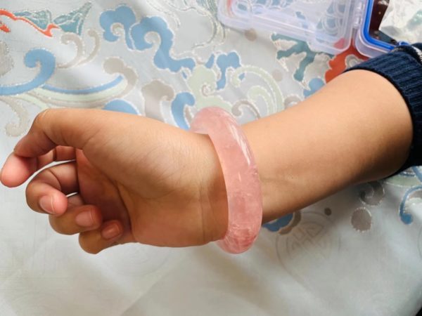 马粉镯子,如此通透冰透水润的等级,实数不易-菩心晶舍