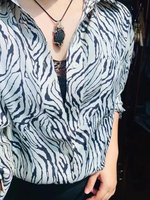 捷克陨石月神为我们带来宁静的本质-菩心晶舍