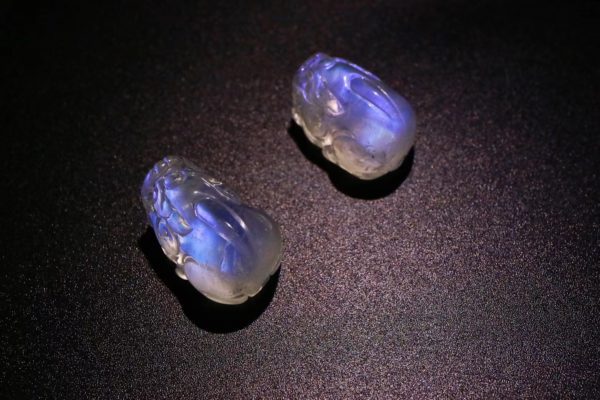 超强蓝光的月光石，安眠养颜-菩心晶舍