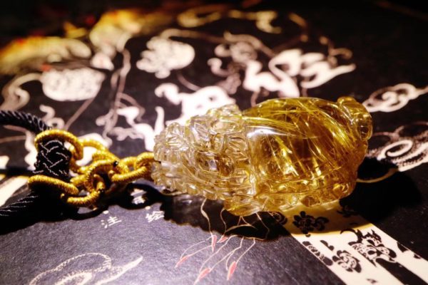 立体精工雕刻的钛晶龙龟，金光闪闪，爱了！-菩心晶舍