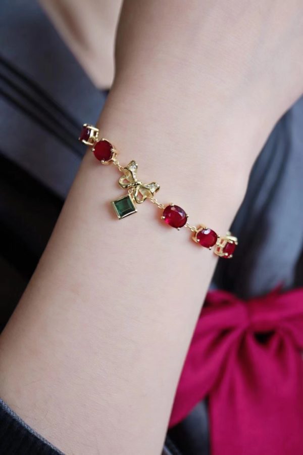 这条红宝石色系碧玺手链不挑年龄不挑肤色