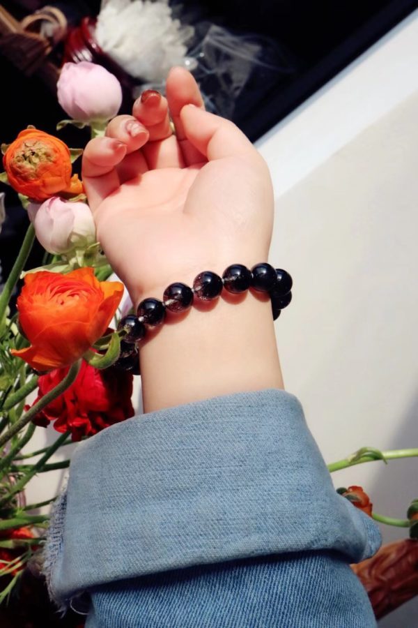 酷酷的黑发晶，可助主人排除身上的浊气-菩心晶舍