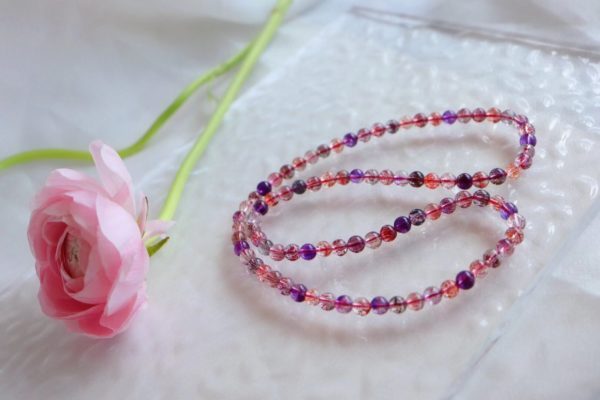 戴紫发晶的小姐姐,总是那么迷人-菩心晶舍