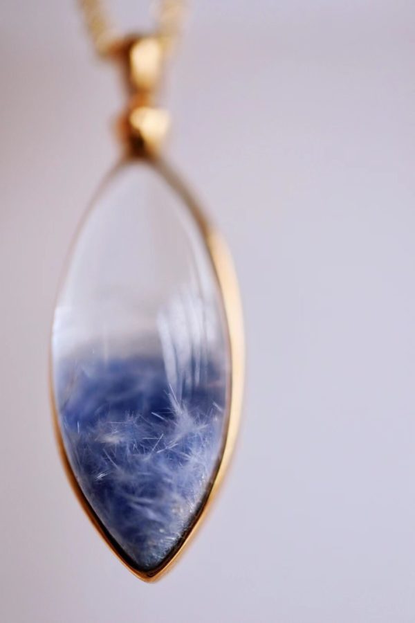 想要拥有一颗蓝发晶,但不知道该选什么款?-菩心晶舍